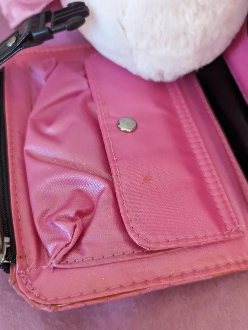 Hello Kitty Pink Wallet Puffer Jacket Look Surface